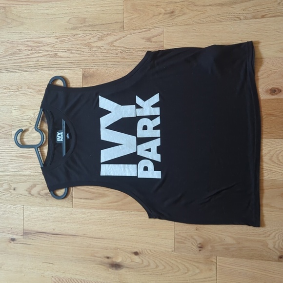 Ivy Park. Women's Logoed Muscle Tank. Size Medium. - Picture 4 of 7